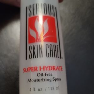 SERIOUS SKIN CARE SUPER HYDRATE OIL-FREE MOISTURIZING SPRAY
